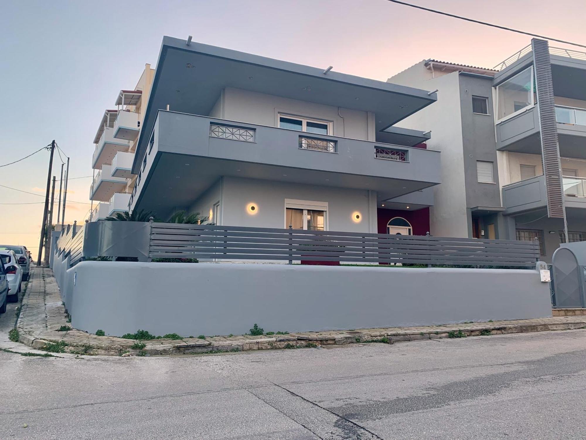 Modern Mint Sunny House Near The Airport Apartment Spata  Bagian luar foto