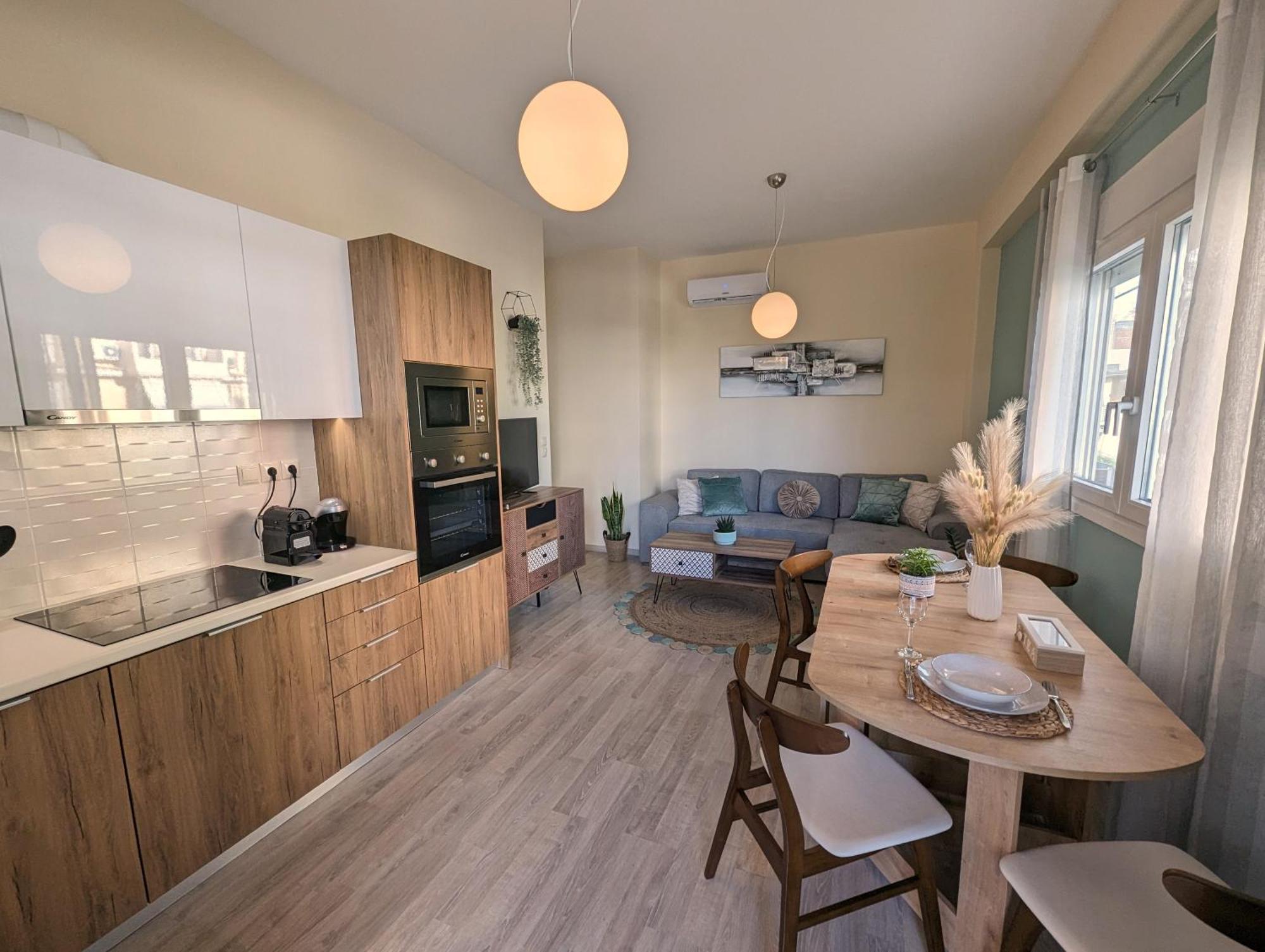Modern Mint Sunny House Near The Airport Apartment Spata  Bagian luar foto